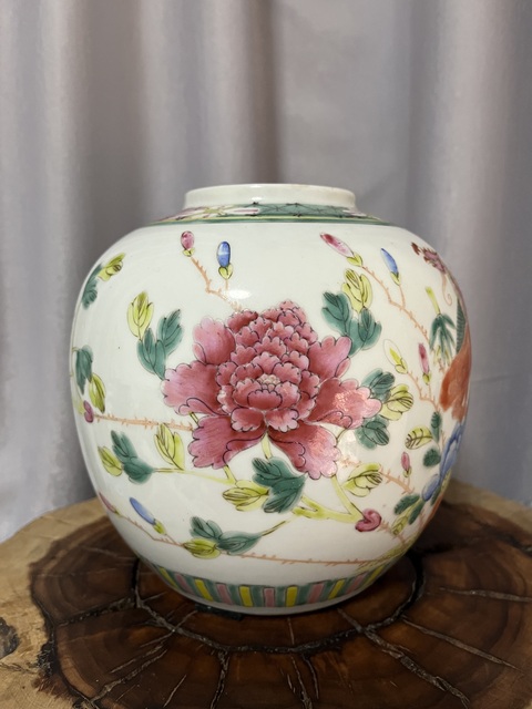 古玩陶瓷粉彩鳳穿牡丹圖蓋罐拍賣,當前價格3500元