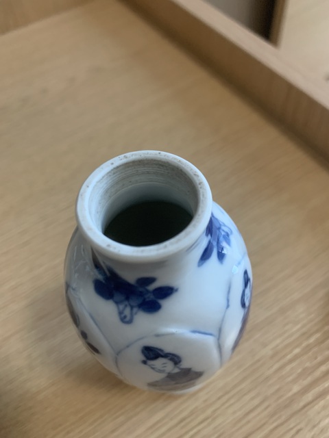 古玩陶瓷清康熙 青花花卉紋四美女圖人物蓋瓶拍賣,當前價格12000元