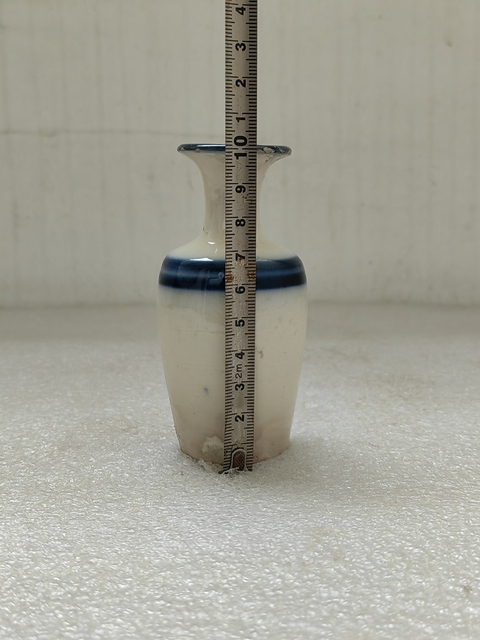 古玩陶瓷青花線條紋撇口瓶拍賣,當前價格168元