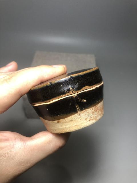 古玩陶瓷宋元，吉州窯黑釉香粉盒拍賣，當前價格1600元
