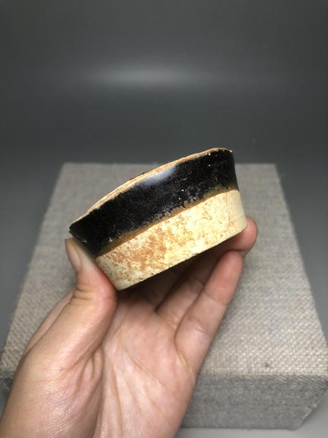 古玩陶瓷宋元，吉州窯黑釉香粉盒拍賣，當前價格1600元