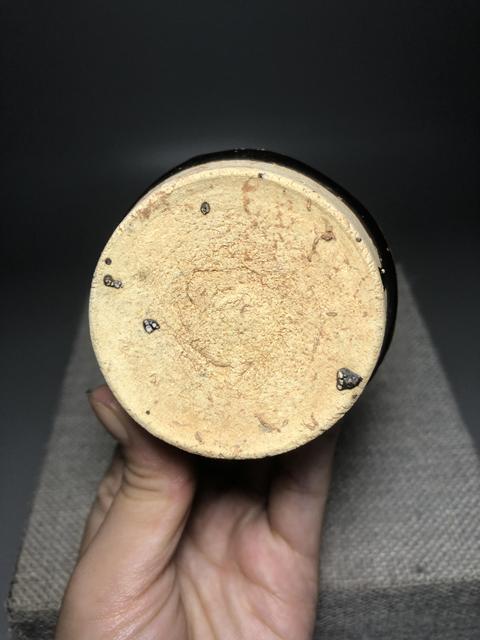 古玩陶瓷宋元，吉州窯黑釉香粉盒拍賣，當前價格1600元