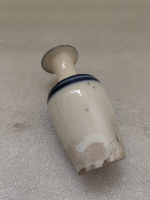 古玩陶瓷青花線條紋撇口瓶拍賣,當前價格168元