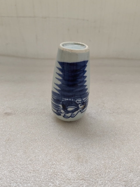 古玩陶瓷青花花卉紋瓶拍賣,當前價格220元