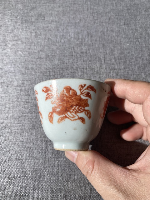 古玩陶瓷民國礬紅杯拍賣,當前價格200元