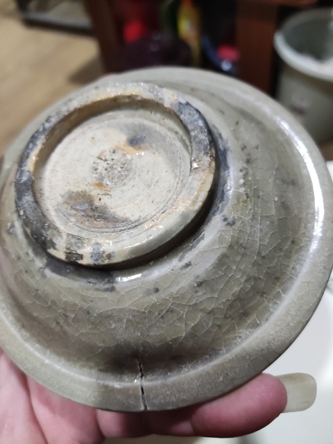 古玩陶瓷元代龍泉青瓷折沿盤拍賣,當(dāng)前價格368元