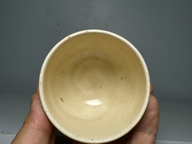 古玩陶瓷深腹杯拍賣,當前價格386元