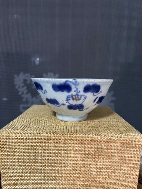 古玩陶瓷清中早期雍乾青花釉里紅杯拍賣，當前價格550元