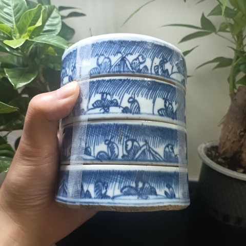 古玩陶瓷（虧出，不議價）清早期麒麟送子青花疊盒拍賣，當前價格2600元