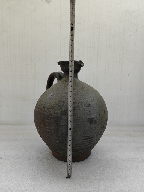 古玩陶瓷褐釉花澆拍賣，當前價格680元