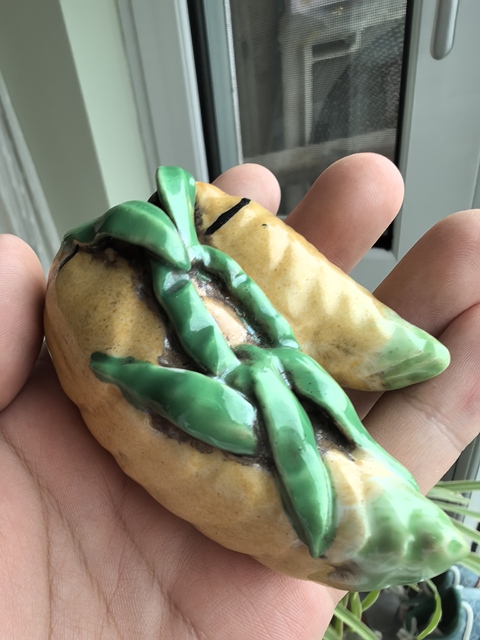 古玩陶瓷晚清同治仿生瓷粉彩貼塑竹筍擺件拍賣,當前價格650元
