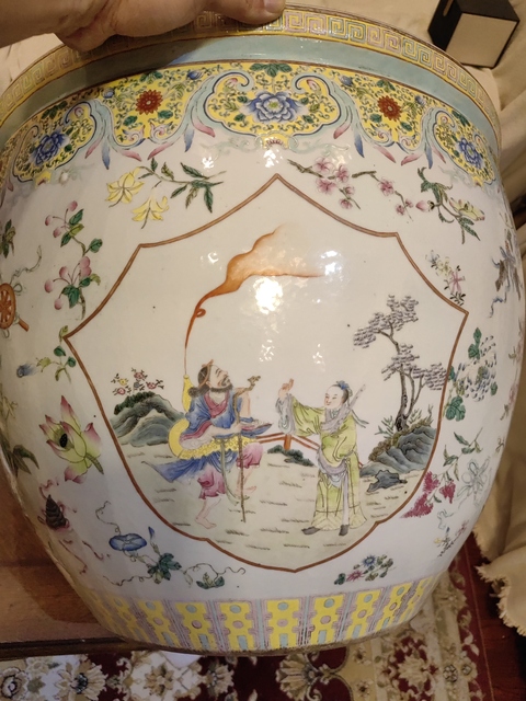 古玩陶瓷粉彩開光八仙人物畫缸拍賣，當前價格98000元