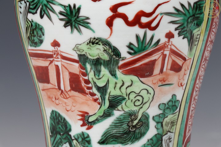 古玩陶瓷清晚期·五彩瑞獸紋將軍瓶拍賣,當前價格4888元