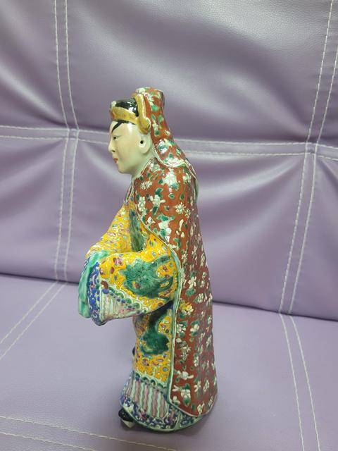 古玩陶瓷清代精品親王人物塑像拍賣,當前價格12888元