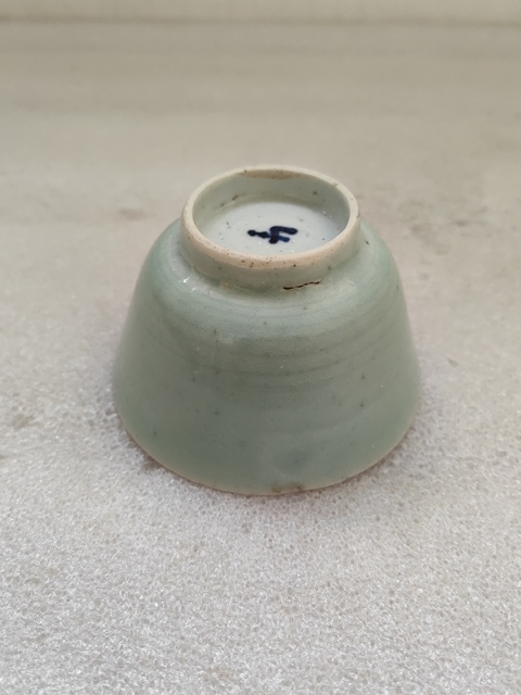 古玩陶瓷豆青釉仰鐘杯拍賣,當前價格480元