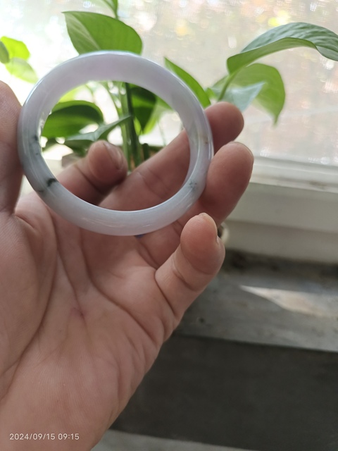 古玩玉器飄花翡翠手鐲拍賣，當前價格2600元
