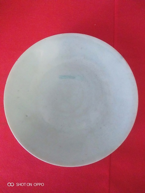 古玩陶瓷豆青釉盤拍賣,當(dāng)前價(jià)格985元
