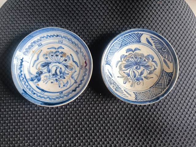 古玩陶瓷明末清初花卉紋盤拍賣，當前價格50元