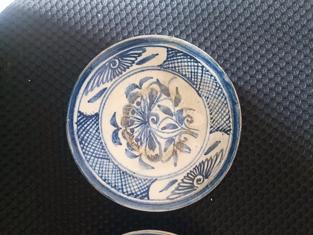 古玩陶瓷明末清初花卉紋盤拍賣，當前價格50元