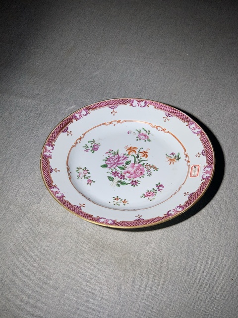 古玩陶瓷廣琺瑯花卉紋盤真品鑒賞圖