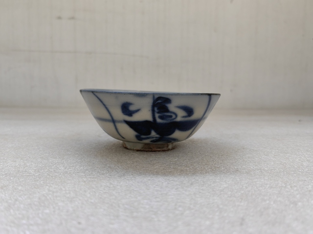 古玩陶瓷青花花卉紋茶碗拍賣，當前價格480元