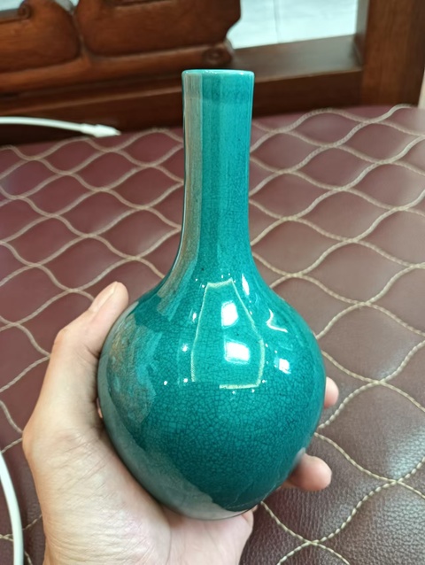 古玩陶瓷孔雀綠釉天球瓶拍賣,當前價格4500元