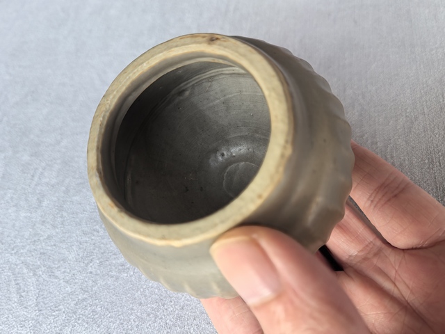 古玩陶瓷元代龍泉青瓷瓜楞罐拍賣,當前價格8888元