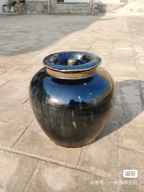 古玩陶瓷黑釉蓋罐拍賣，當(dāng)前價(jià)格2000元