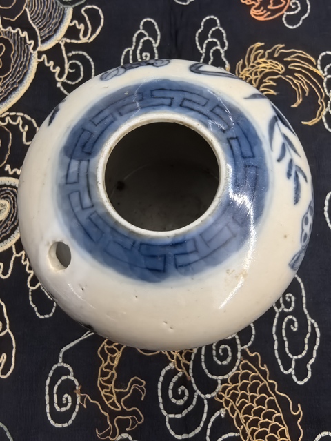 古玩陶瓷道光青花滿池矯詩文罐(煙煲)拍賣，當前價格4888元