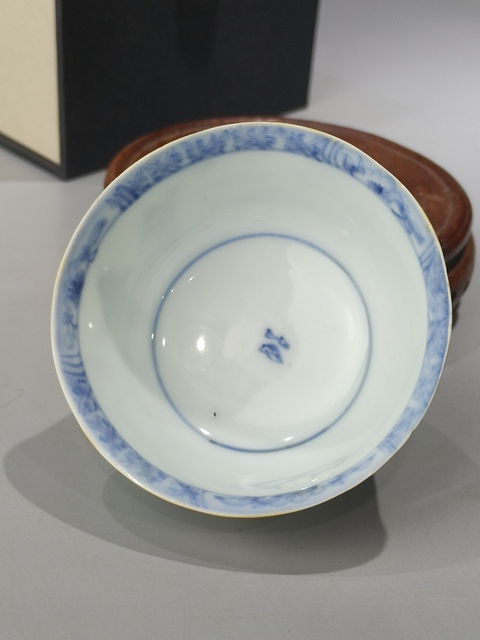 古玩陶瓷（精品主人杯）清康雍·線描青花·深山訪友·主人杯拍賣，當(dāng)前價格768元
