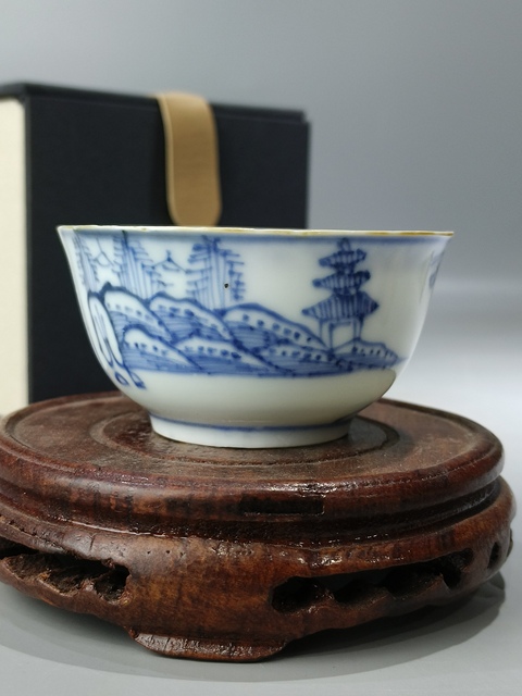 古玩陶瓷（精品主人杯）清康雍·線描青花·深山訪友·主人杯拍賣，當(dāng)前價格768元
