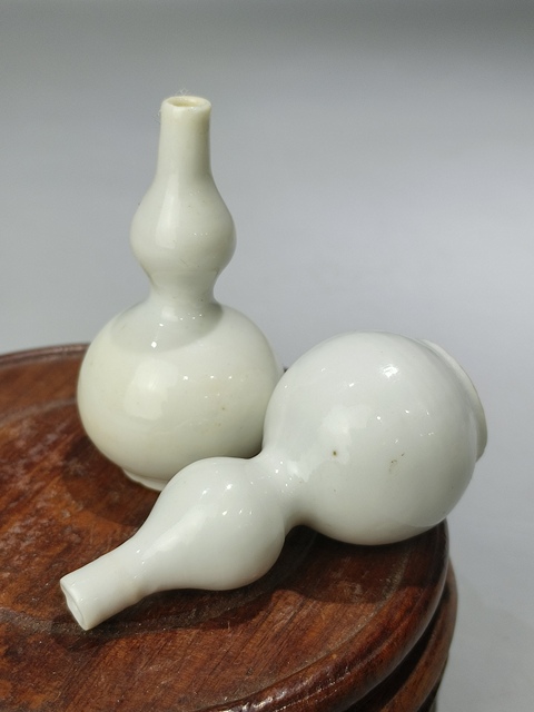 古玩陶瓷（精品文房擺件）清康熙·白釉葫蘆瓶·一對拍賣，當(dāng)前價(jià)格1488元
