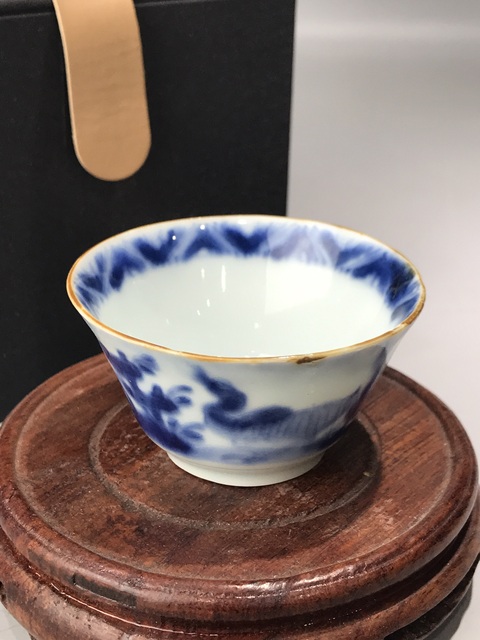 古玩陶瓷(精品品茗杯)清康熙·青花飛鳴食宿品茗杯拍賣,當前價格408元
