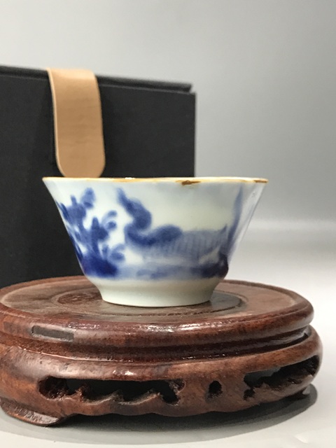古玩陶瓷(精品品茗杯)清康熙·青花飛鳴食宿品茗杯拍賣,當前價格408元