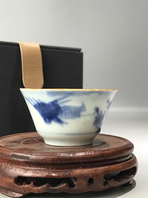 古玩陶瓷(精品品茗杯)清康熙·青花飛鳴食宿品茗杯拍賣,當前價格408元