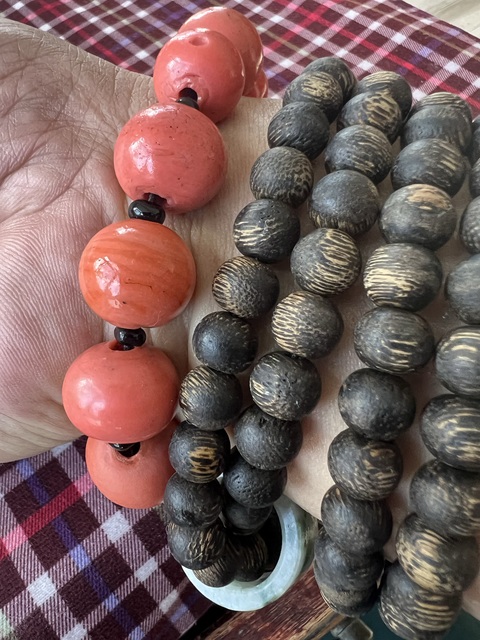 古玩玉器琉璃珠串拍賣，當前價格800元