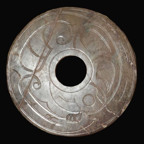 古玩玉器和田玉雕“鳳鳥紋壁”拍賣，當前價格2400000元