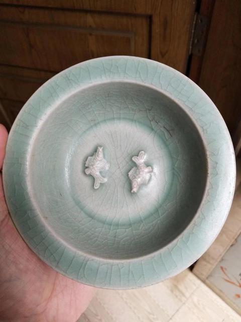 古玩陶瓷元龍泉青瓷蓮花紋雙魚洗拍賣,當前價格18000元
