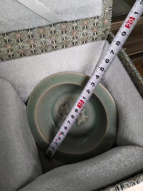 古玩陶瓷元龍泉青瓷蓮花紋雙魚洗拍賣,當前價格18000元