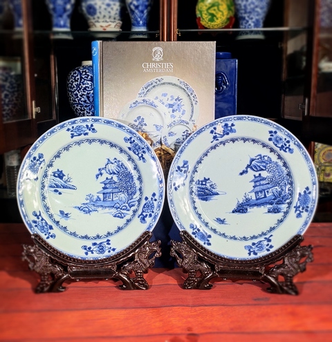 古玩陶瓷【放漏撿漏佳士得精品一對】乾隆青花山水高士泛舟圖大盤盤拍賣，當前價格8180元