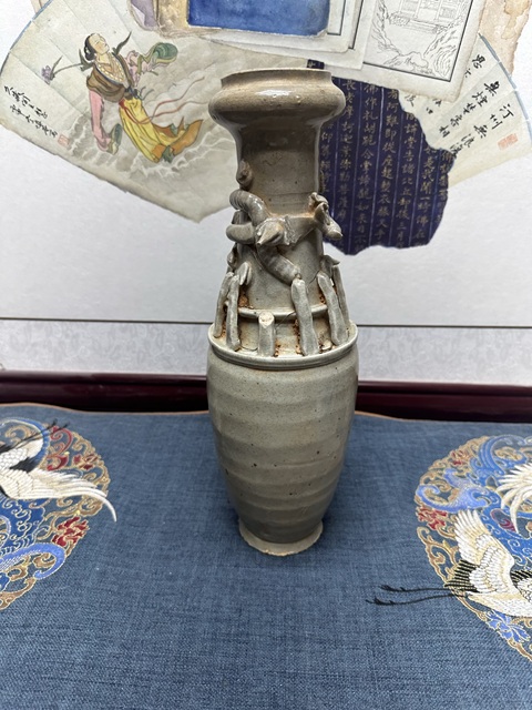 古玩陶瓷宋代影青精品盤(pán)龍瓶,博物館級(jí)別拍賣(mài),當(dāng)前價(jià)格890元