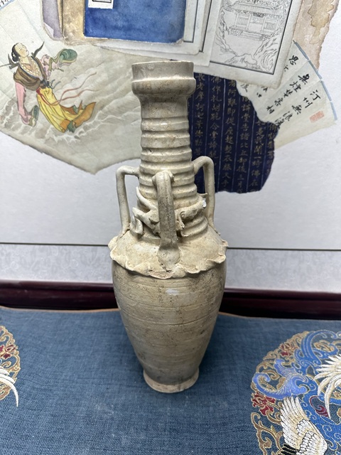 古玩陶瓷宋代影青盤龍青釉瓶 博物館級別拍賣,當前價格1260元