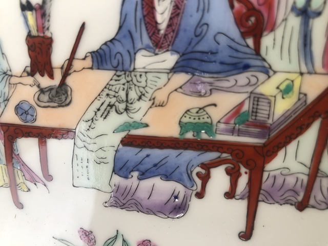 古玩陶瓷解放初期.人物紋彩繪大盤(大清乾隆年制款)拍賣,當前價格0元