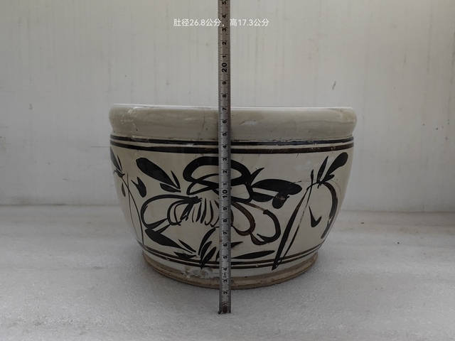 古玩陶瓷磁州窯白地黑花畫缸拍賣，當前價格298元