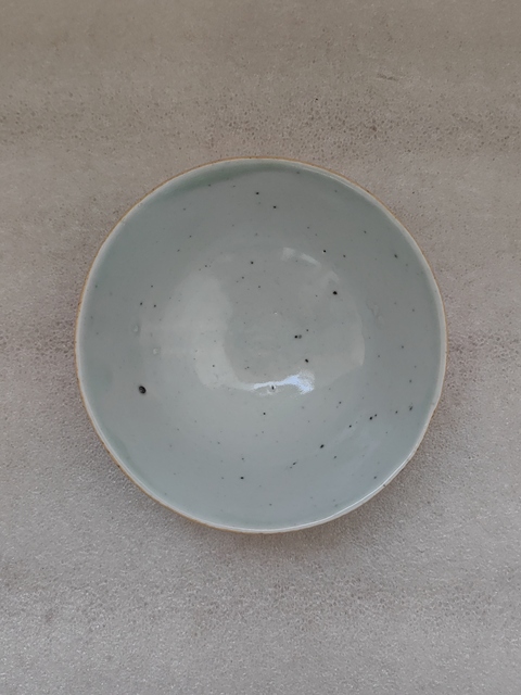 古玩陶瓷豆青釉茶碗拍賣，當前價格680元