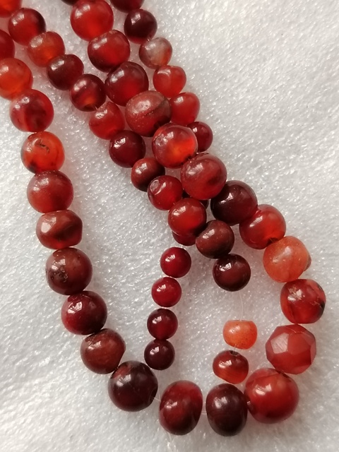 古玩玉器紅瑪瑙珠鏈拍賣,當前價格150元