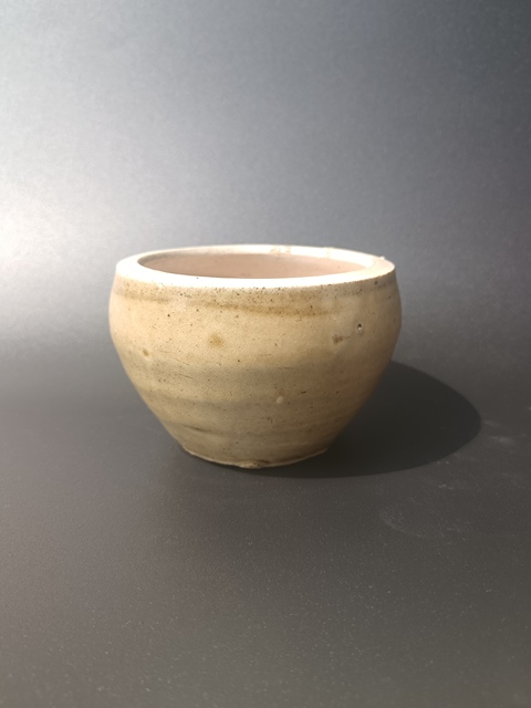 古玩陶瓷元代~精品白釉小缸拍賣,當前價格0元