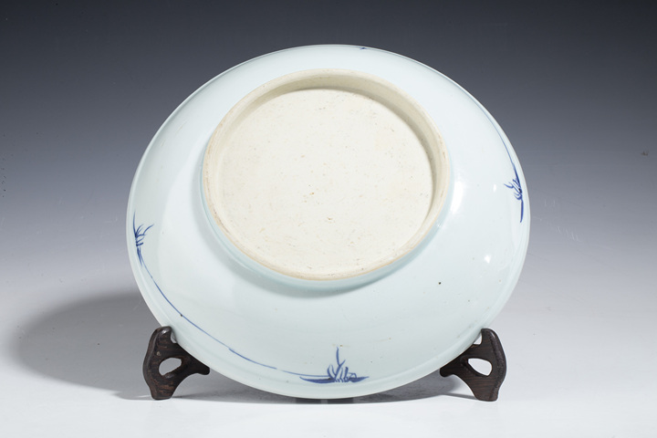 古玩陶瓷清雍乾·青花瑞獸紋盤拍賣,當(dāng)前價(jià)格7800元