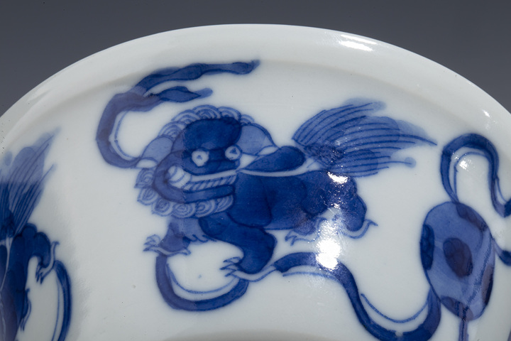 古玩陶瓷清道光·青花獅子繡球紋碗拍賣,當(dāng)前價格3680元