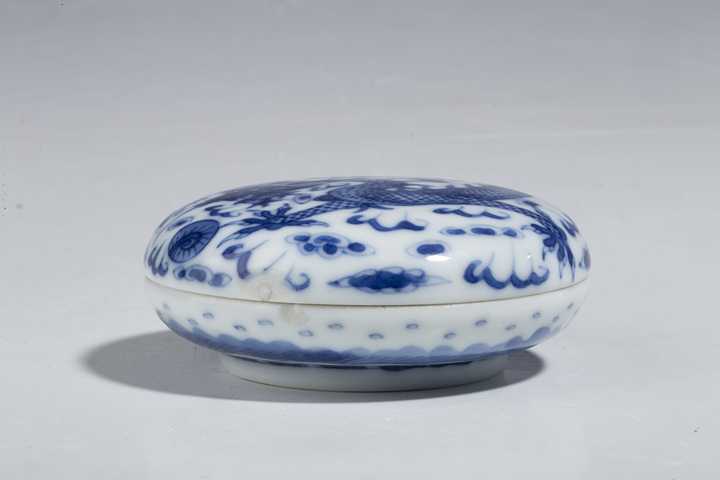 古玩陶瓷五爪龍青花云龍紋印泥盒拍賣,當前價格3980元